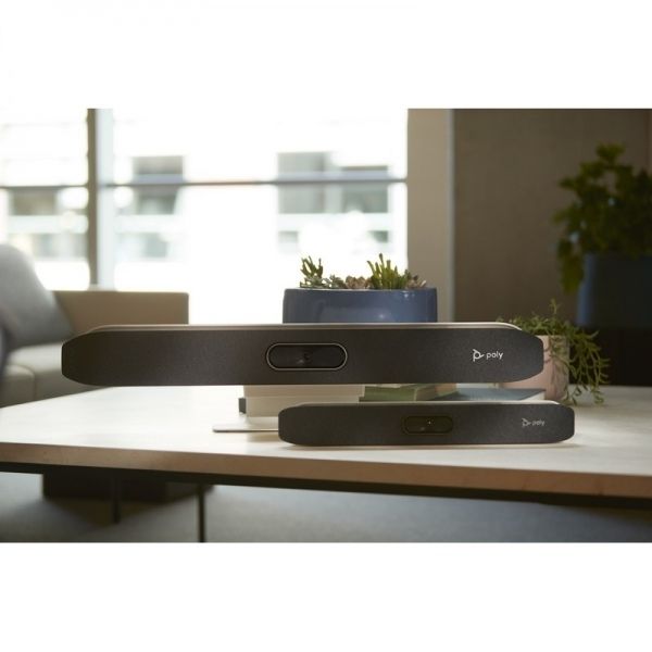 Poly Studio X30 en Poly TC8