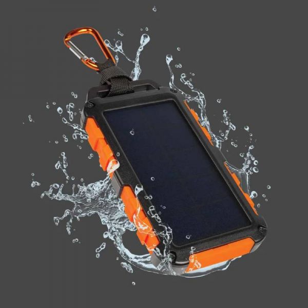 Xtorm Solar Powerbank 10 000mAh (4) 